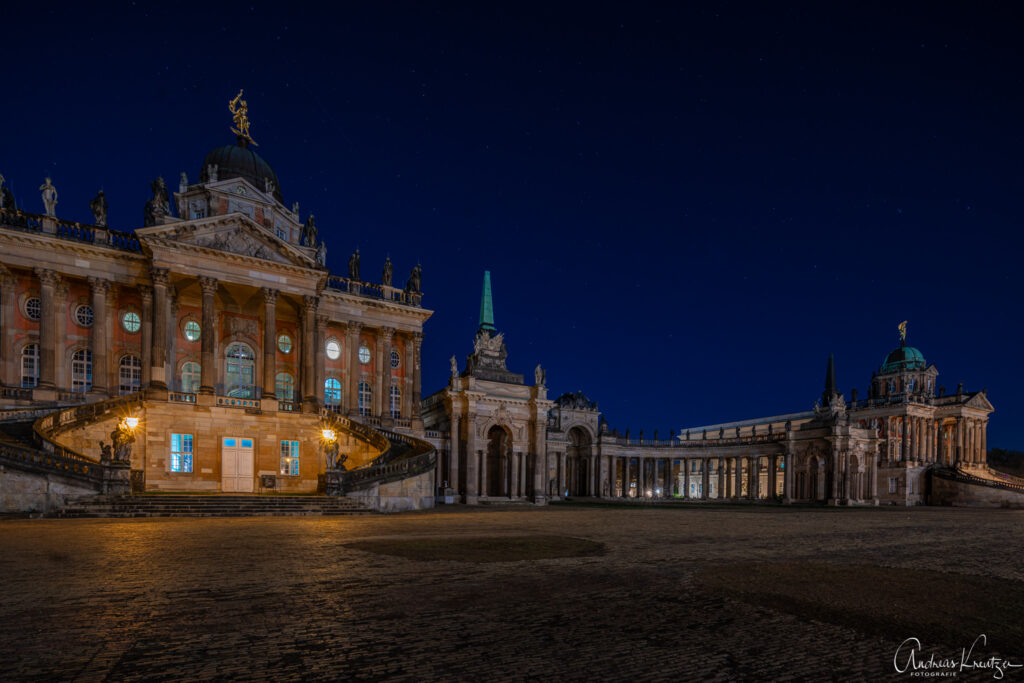 Kolonnade und Triumphtor beim Neuen Palais