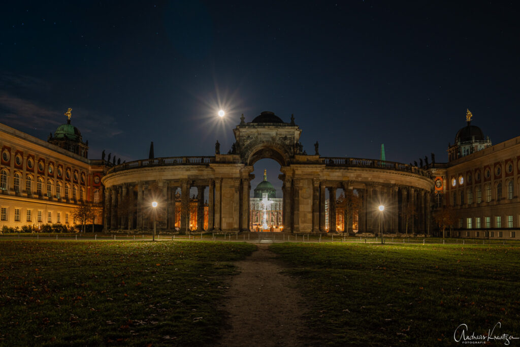 Triumphtor zur blauen Stunde