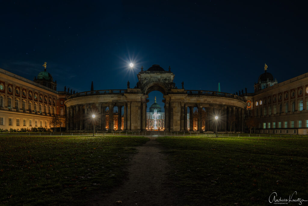 Triumphtor zur blauen Stunde