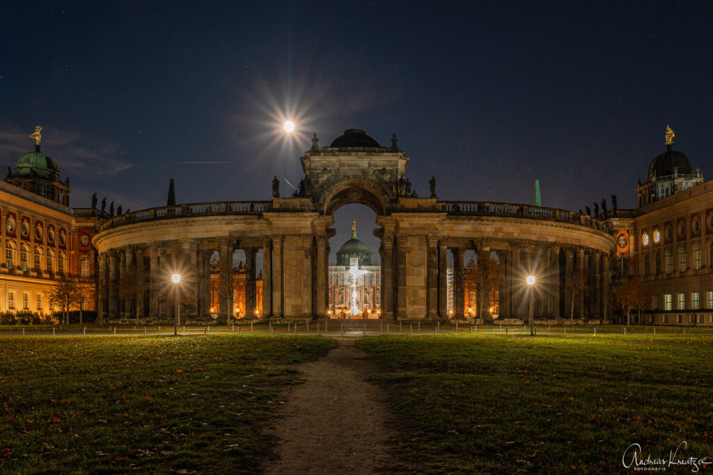 Triumphtor zur blauen Stunde